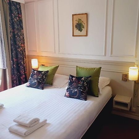 فندق Logis Le Relais Imperial Saint-Vallier-de-Thiey المظهر الخارجي الصورة