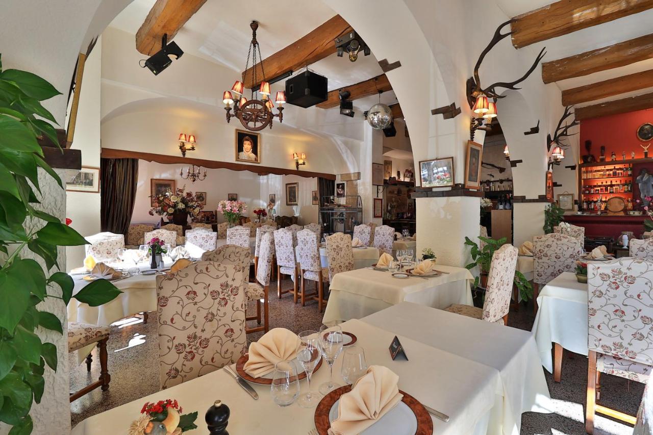 فندق Logis Le Relais Imperial Saint-Vallier-de-Thiey المظهر الخارجي الصورة