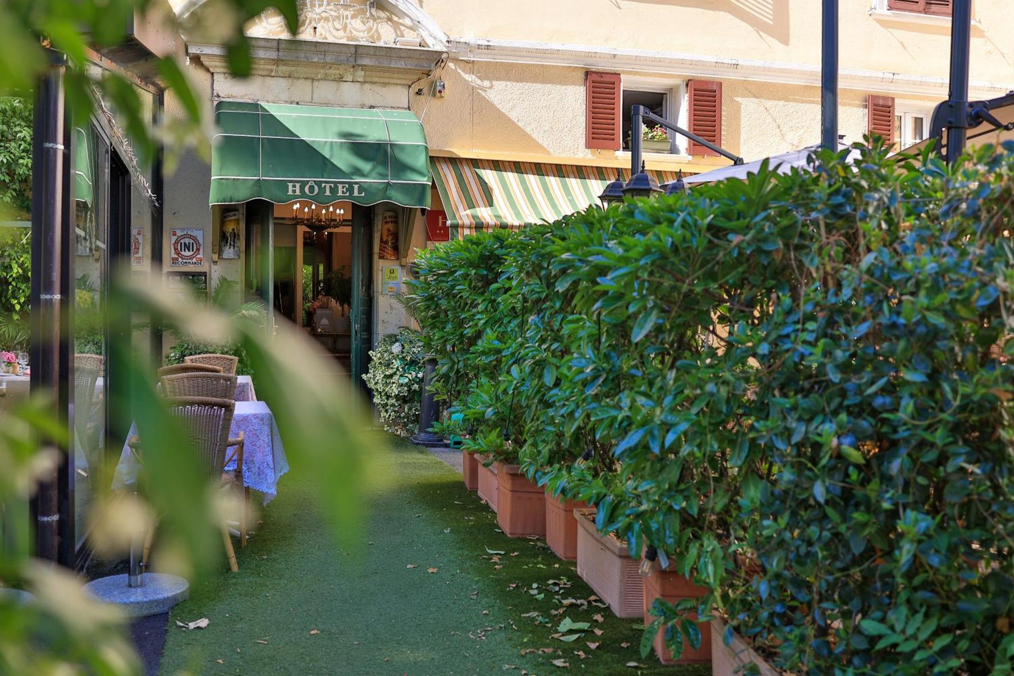 فندق Logis Le Relais Imperial Saint-Vallier-de-Thiey المظهر الخارجي الصورة