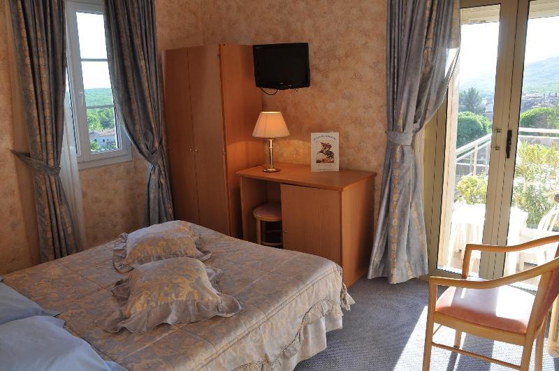 فندق Logis Le Relais Imperial Saint-Vallier-de-Thiey المظهر الخارجي الصورة